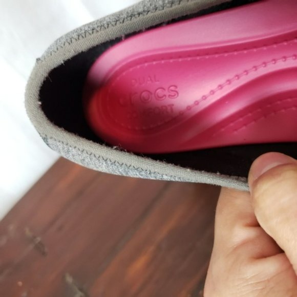 Crocs Women's Wedge's Slip On Dark Gray Shoes NWT - Picture 7 of 8